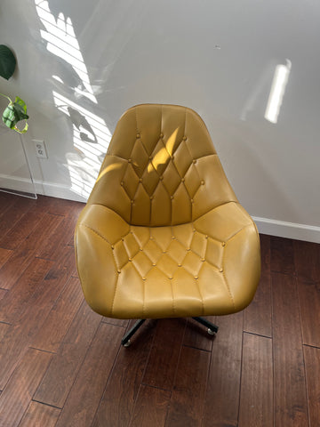 Mcm Tufted Butterfly Chair